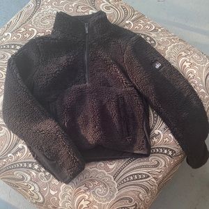 Alo Shanti half zip sherpa